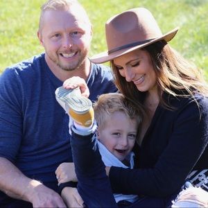 Meet your Posher, Desiree